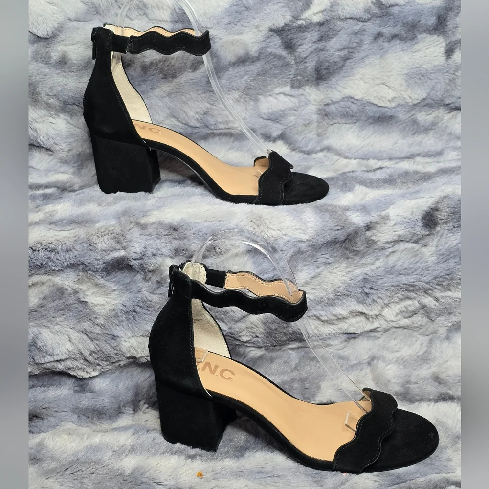 NWB INC‎ Black Block Heel Hadwin Suede Open Toe Sandal Size 5.5